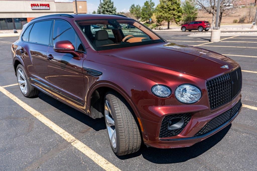 2023 Bentley Bentayga EWB Azure First Edition photo 8