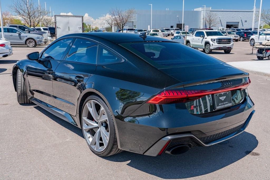 2022 Audi RS 7 Base photo 4