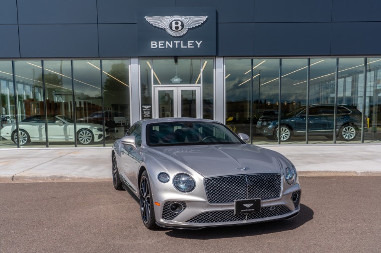 2023 Bentley Bentayga EWB photo 3